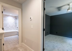 555 Atkinson Rd-07