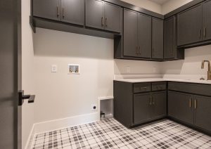 915 Cooks Rd-42